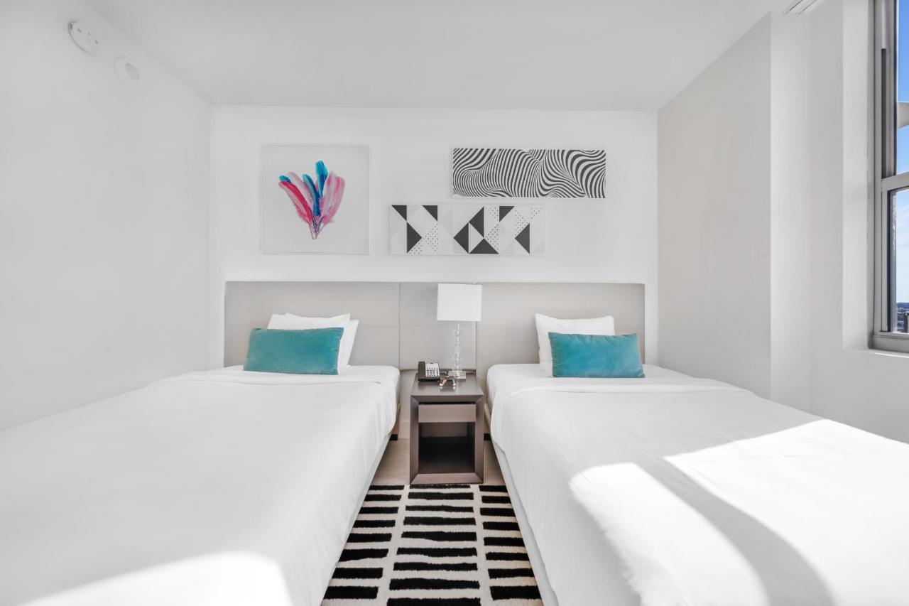 Apartment Hyde House - Stunning 2bd 2ba - - Ocean & Intercostal Views Hollywood
