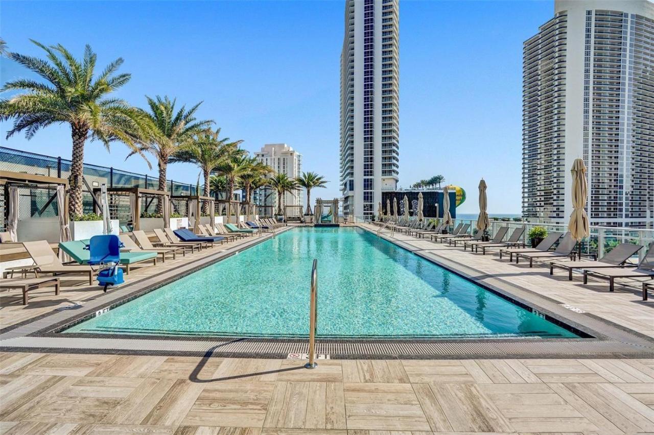 Hyde House - Stunning 2bd 2ba - - Ocean & Intercostal Views Apartment